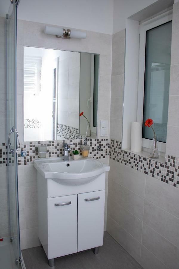 Apartament Z Ogrodkiem Trzesacz Exterior photo